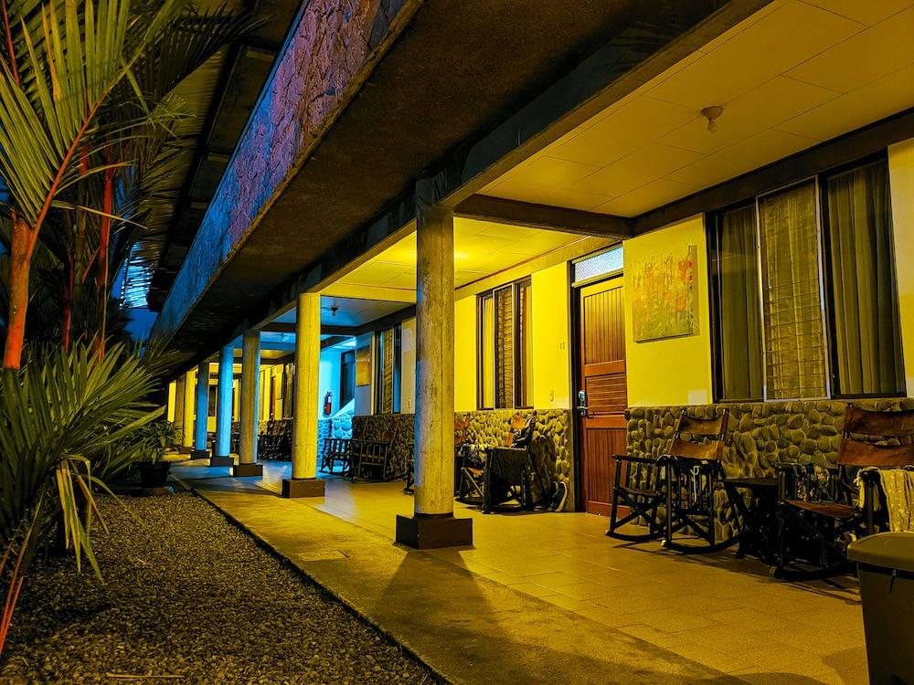 San Bosco Inn La Fortuna ภายนอก รูปภาพ