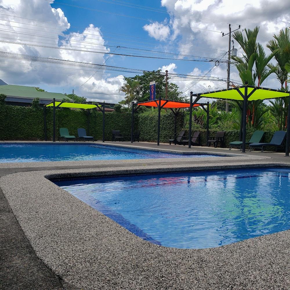 San Bosco Inn La Fortuna ภายนอก รูปภาพ